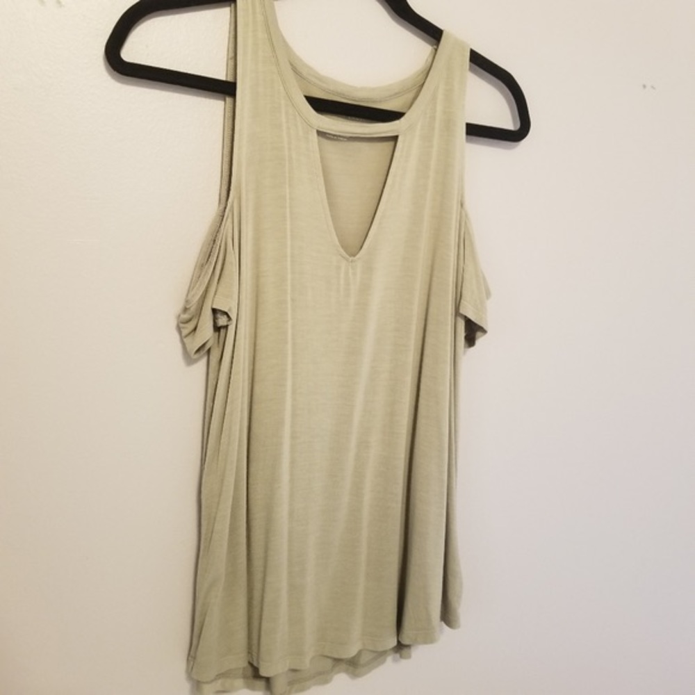 American Eagle Green Cut-Out Tee